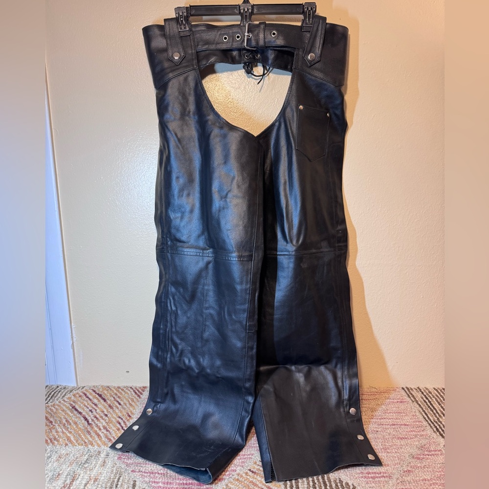 Allstate leather motorcycle chaps M